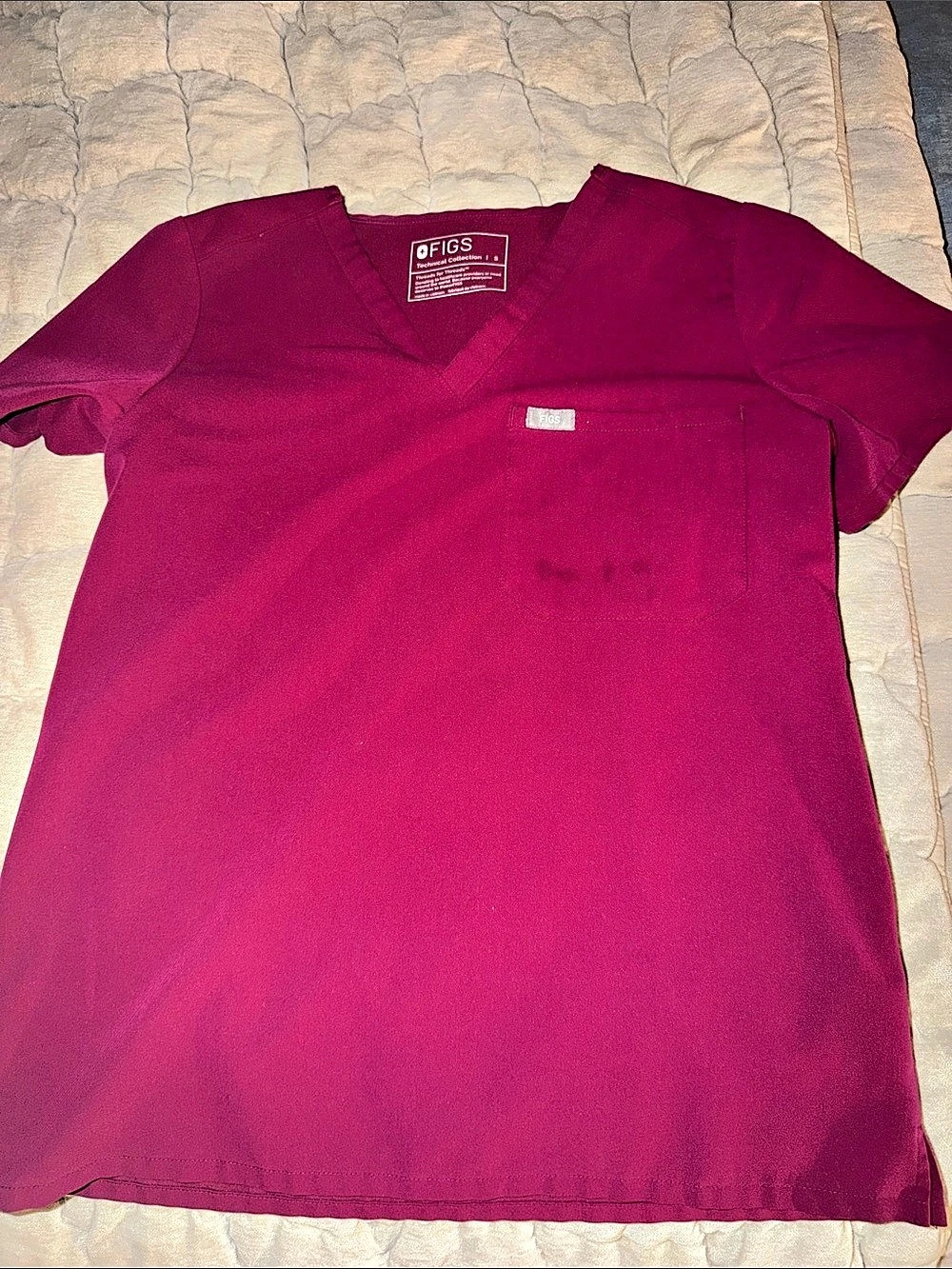 FIGS Catarina Scrub Top Short Sleeve dark magenta